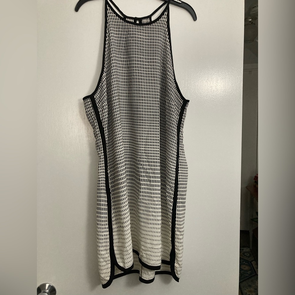 Forever 21 Contemporary sleeveless spaghetti strap Mini Dress  Size Medium